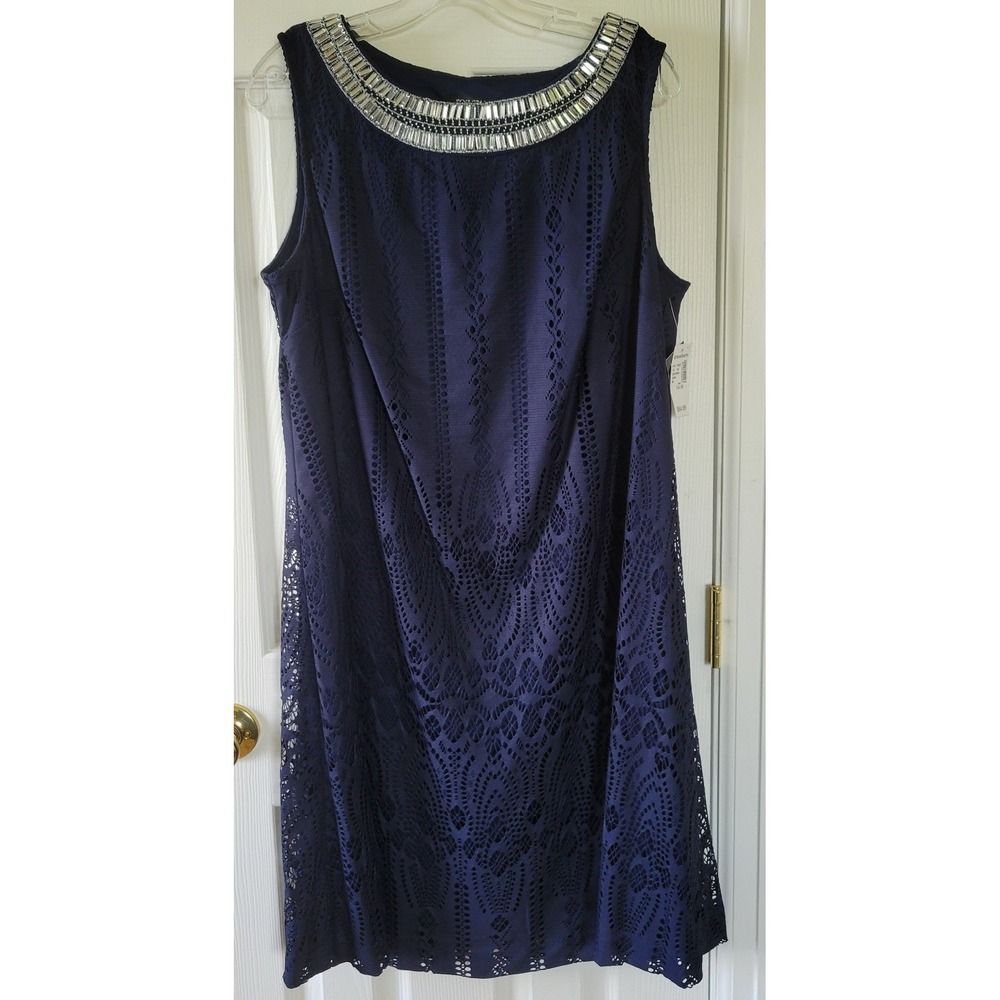 ROZ & ALI Woman Dress Size 14W Sleeveless Embellished Navy Blue Eyelet Lined NWT